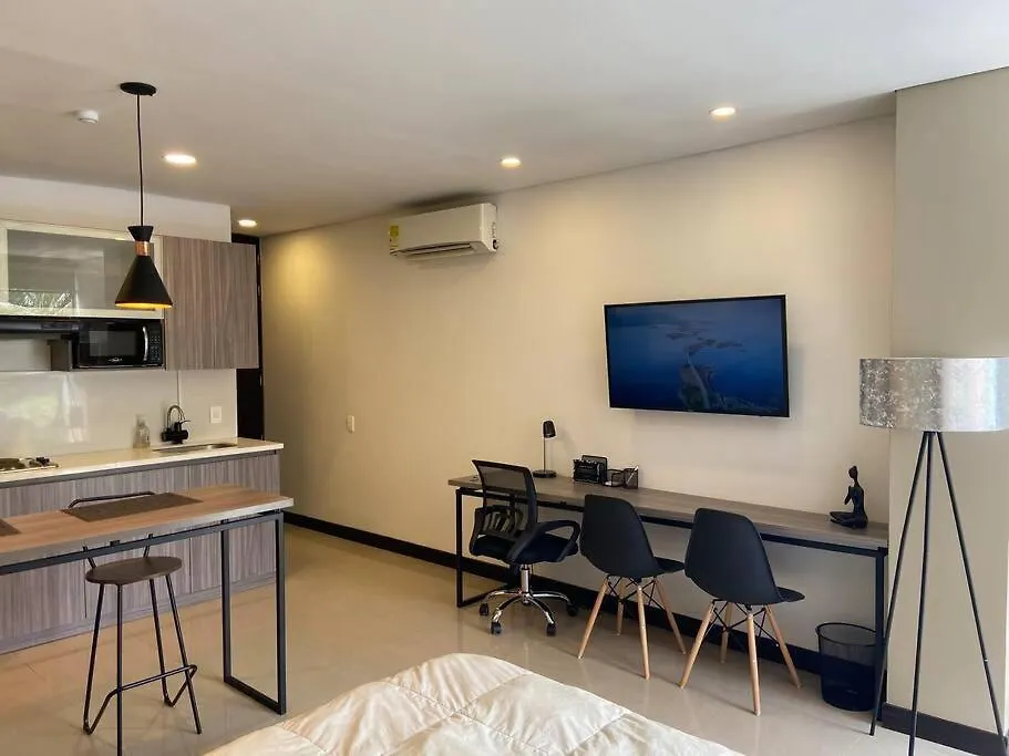 Oasis Elegante Poblado Apartment Medellin